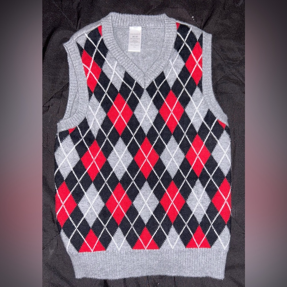 Cropped Argyle Sweater Vest